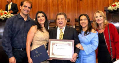 Dia do Economista: Reitor e docente da Unimar recebem homenagem da Câmara