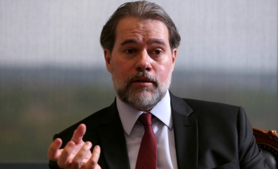 Toffoli derruba decisão que mandou soltar Lula e outros 169 mil presos