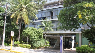 Prefeitura de Bauru abre concursos para cuidador, motorista e técnico de enfermagem