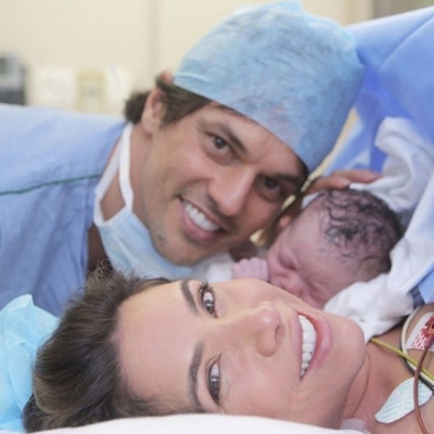 Patricia Abravanel compartilha a primeira foto da filha Jane