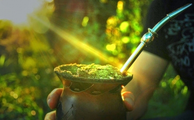 Chimarrão extremamente quente aumenta risco de câncer de esôfago