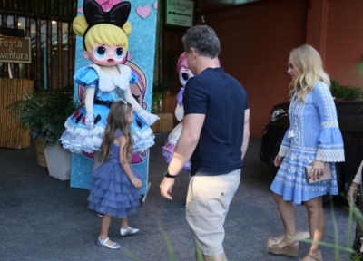 Angélica e Luciano Huck recebem famosos na festa de 6 anos de Eva