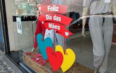Dia das Mães: comércio de Marília abre hoje até às 22h