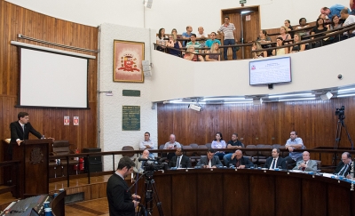 Câmara aprova CPI e quer terminar primeira etapa das investigações em 90 dias