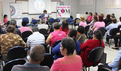 Palestra motiva pacientes a lutar contra o câncer