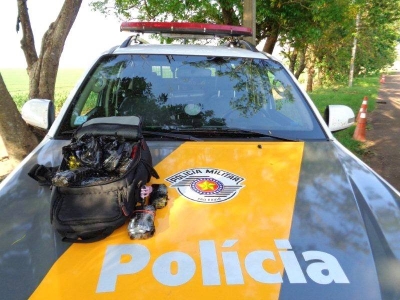 Polícia Rodoviária apreende remédios na região