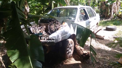 PM encontra desmanche e recupera carro furtado em Marília
