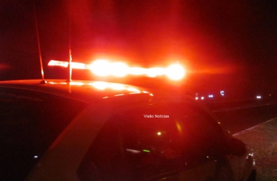 Homem é preso após roubar carro na região