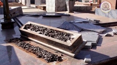 Cemitério da região tem túmulos danificados. Prefeito critica 