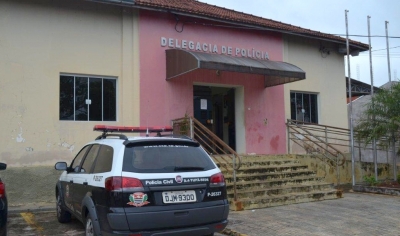 Homem é preso pela PM ao tentar matar a própria mãe