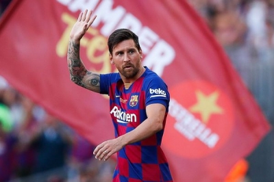 Messi doa mais de R$ 3 milhões para campanha contra covid na Argentina