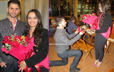 Estudante pede colega em namoro: em público e de forma especial. 