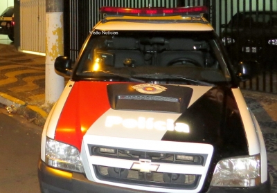 Bandido é preso após perder a carteira em assalto