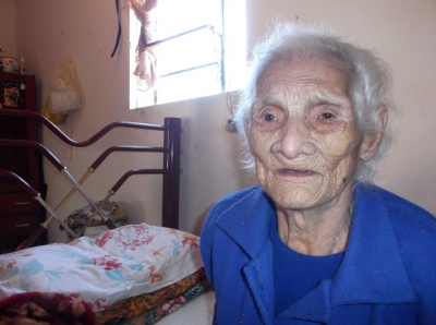 Paranaense de 120 anos tem aposentadoria cancelada por ser velha demais