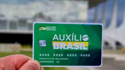 Beneficiários com NIS final 6 recebem hoje Auxílio Brasil