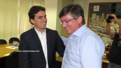 Prefeito envia projeto à Câmara para parcelar dívidas milionárias. Votação será amanhã
