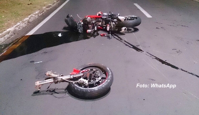 Gavião acerta carro de mariliense. Morte na SP-294