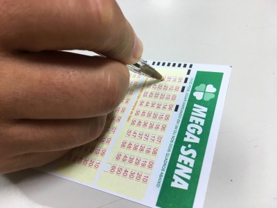 Mega-Sena pode pagar R$ 6,5 milhões nesta quarta-feira 