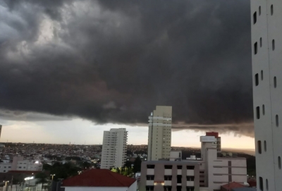 Tempestades podem provocar transtornos neste fim de semana, alerta Defesa Civil