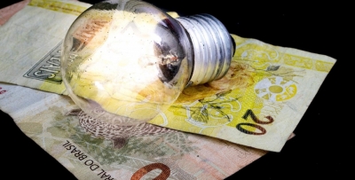 Inmetro alerta sobre economia de energia elétrica no verão