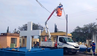 Cemitério da Saudade de Marília recebe nova iluminação
