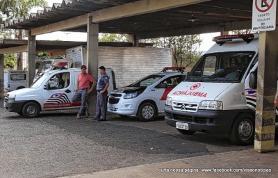 Ladrão esfaqueia vítima para roubar e depois decide socorrê-la