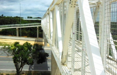 Entrevias inicia nesta segunda implantação de três passarelas de pedestres