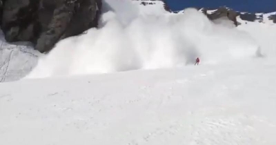 Vídeo mostra avalanche soterrando vários esquiadores na Suíça