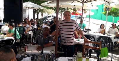 Corpo do empresário Paulo Diniz é sepultado em Marília