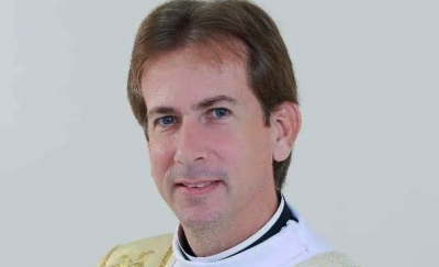 Justiça condena padre que armazenava vídeos de exploração sexual infantil