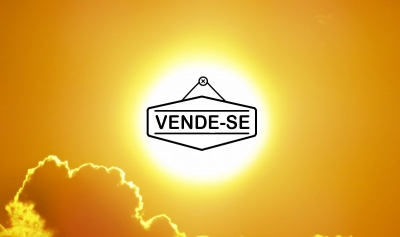 Tem louco prá tudo: mulher afirma ser a dona do Sol e quer cobrar pelo seu uso