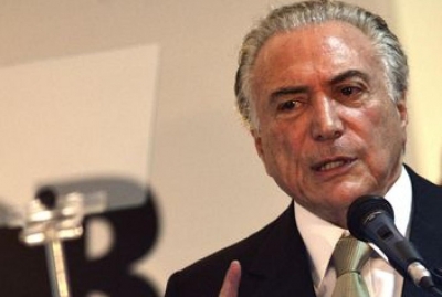 PMDB decide em 30 dias sobre desembarque do governo