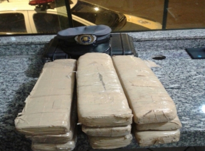 Polícia apreende maconha em rodovia na região