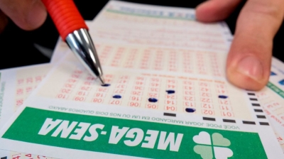  Mega-Sena acumula e prêmio do sorteio de sábado chega a R$ 140 milhões 