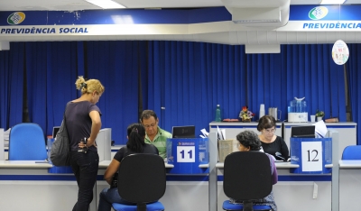 Governo antecipa primeira parcela do 13º de aposentados e pensionistas