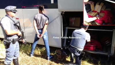 "Mula" é presa com quase 12 quilos de maconha em ônibus