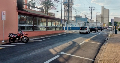 Lojistas protestam contra a 