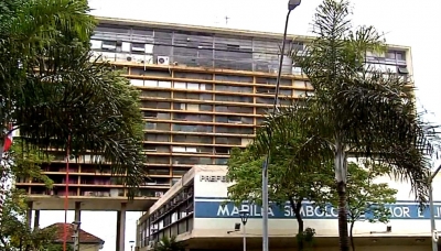 O que abre e fecha nesta segunda Dia do Funcionário Público