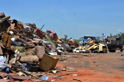 Primeiro dia do mutirão “Cidade Limpa” retira 86 toneladas na zona norte