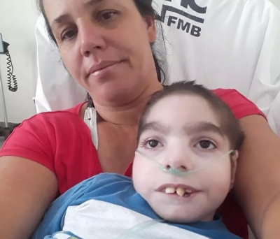 Mãe e filho com microcefalia morrem de Covid em intervalo de 18 dias