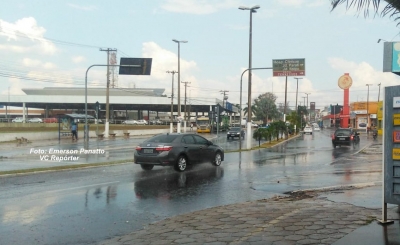 Chuva "rápida" atinge zona sul. Calor continua em Marília!