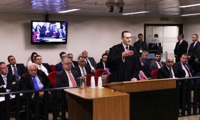 Por 3 a 0, desembargadores do TRF4 mantêm condenação de Lula