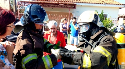Bombeiros salvam maritacas durante incêndio