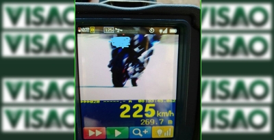 Polícia Rodoviária flagra moto a 225 km/h na rodovia do Contorno em Marília