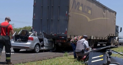 Acidente na rodovia Marechal Rondon mata uma pessoa e fere três