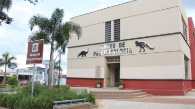 Museu de Paleontologia tem horário especial 