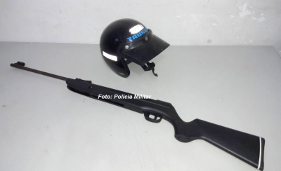 Rapaz é surpreendido com espingarda de pressão quase vai preso
