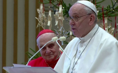 Papa pede que pais apoiem filhos gays: 