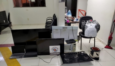 Criminosos acusados de furtos tentam fuga alucinada