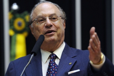 Maluf deixa lista pública de procurados pela Interpol 